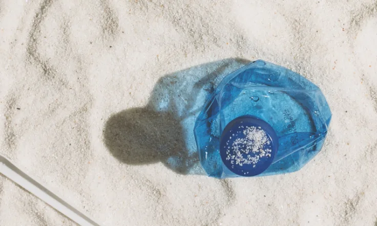 Tout ocean plastic bottles